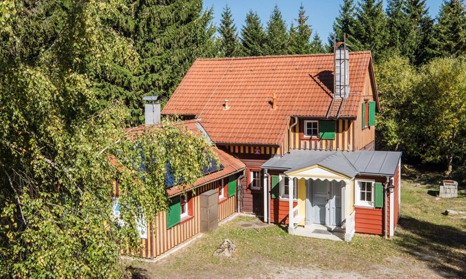 Wernigerode Ski Chalet | Historic Carlshaus - Secluded Chalet Sorrounded by Nature
