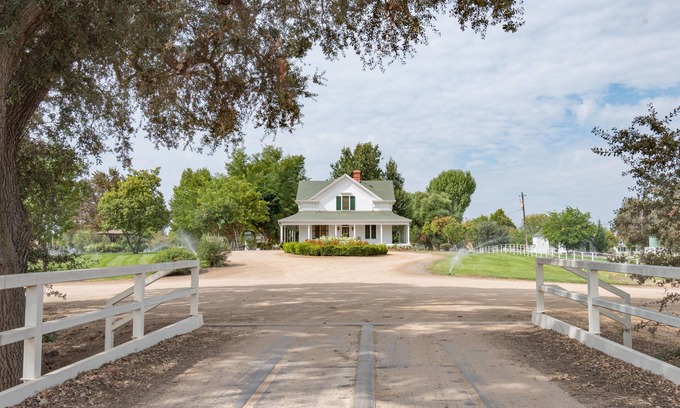 Paso Robles House | Historic Chandler Ranch Guest Estate