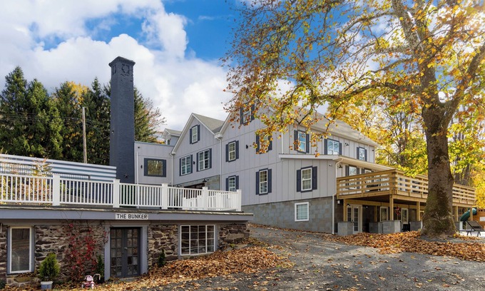 Kintnersville House | Historic Estate on a Serene Pond, Complete with Sauna, Jacuzzi, and Playground