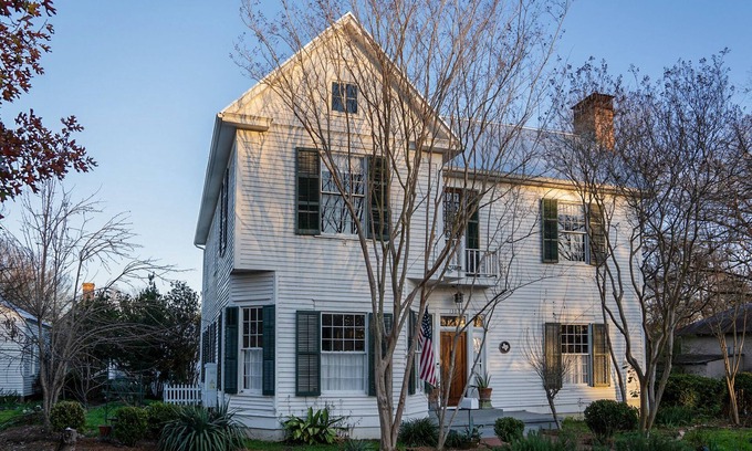 Bastrop House | Historic Home in Bastrop! Near Austin, Bastrop State Park and Lost Pines Forrest