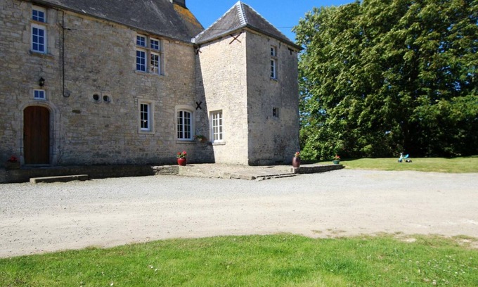 Orglandes Cottage | Historic Manor with Modern Amenities, Fireplace, and Close to D-Day Beaches