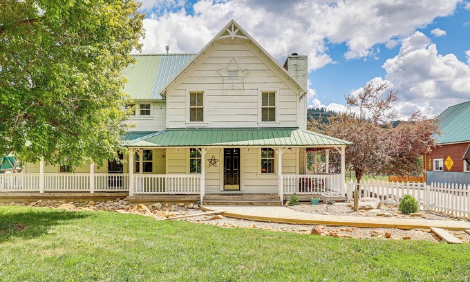 Garden Valley House | Historic 'McBride House' in Garden Valley Mtns!