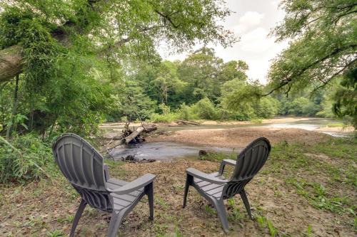 McComb House | Historic Nature Retreat in McComb with River Access