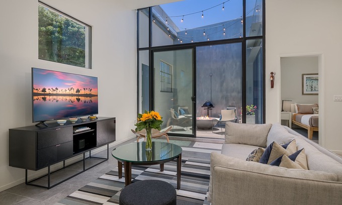 Golden Hill Apartment | Historic Post Office Loft w/firepit near Zoo