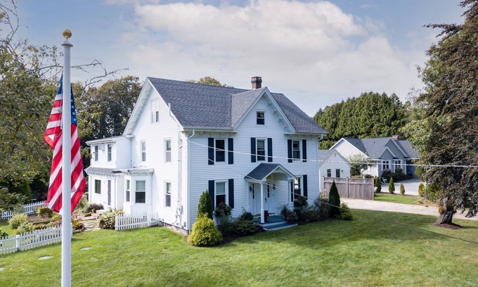 Charlestown Other | Historic quaint property. Enjoy a day at the beach then a dip in pool and relax.