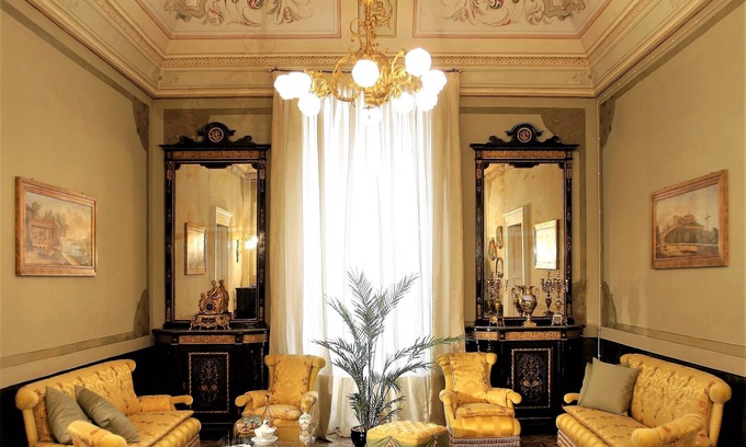 Lecce Historic Center Bed & Breakfast | Historical Suites VVM