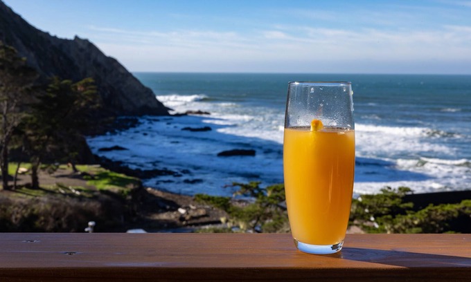 Point Arena House | Historical Wharf Master's House from 1800's-up on a bluff with ocean view