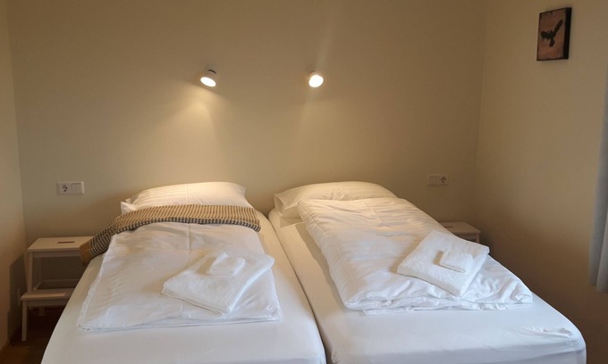 Eidar Apartment | Hjartarstadir Guesthouse