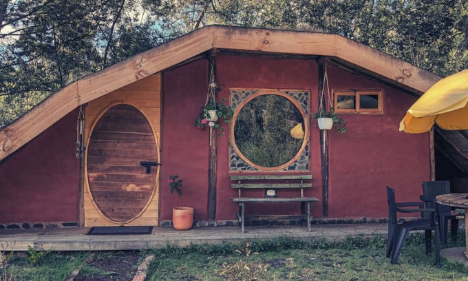 Sutatausa Cabin | Hobbit mud house with stunning mountain views
