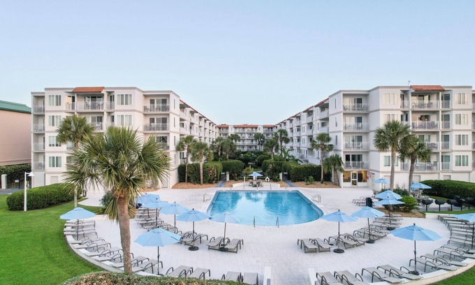 Saint Simons Island Condo | Hodnett Cooper's Beach Club
