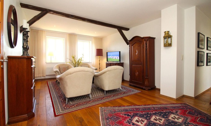 Kroepelin Apartment | Hof Dornbusch WE 2: for 4 persons/approx. 72 m² or optionally 104 m²