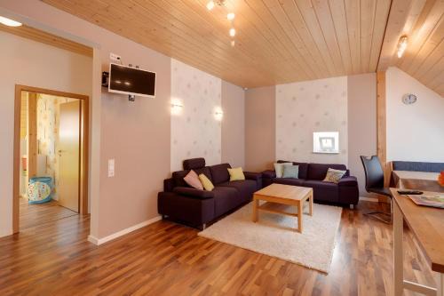 Gerabronn Apartment | Hof in L i e b e s d o r f - Akelei