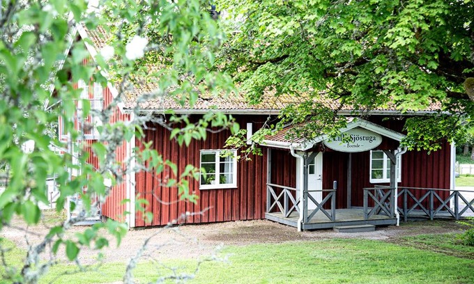 Hovsnas House | Hofsnäs Lilla Sjöstuga