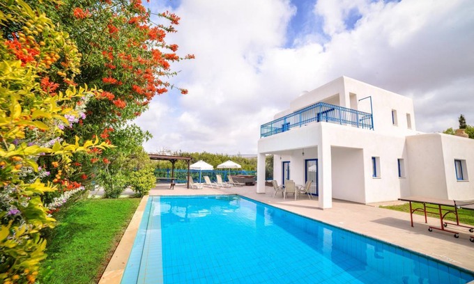 Agios Georgios Pegeias House | Holiday house with private pool for 6 persons approx. 150 m² in Paphos, West coast of Cyprus