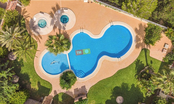 Calas de Mallorca Apartment | Holiday Apartment "Casa Hygge" with Shared Pool, Air Conditioning & Wi-Fi