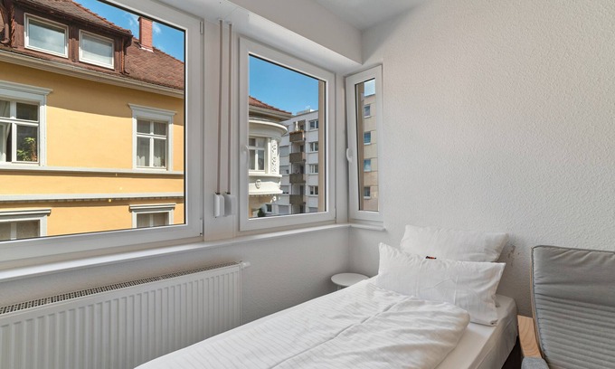 Pforzheim Apartment | Holiday Apartment '1st Floor Left' with Balcony and Wi-Fi