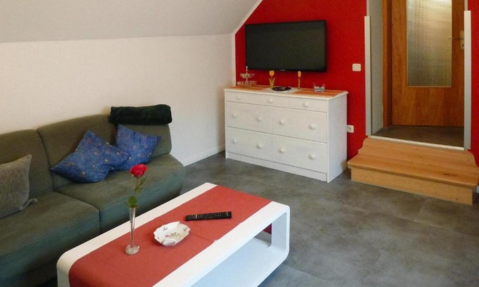Bleckmar Apartment | Holiday Apartment An der Meiße, Bergen