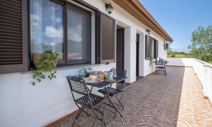Santa Maria La Palma Other | Holiday Apartment 'Casa Vacanza Baratz 4' with Mountain View, Garden & Wi-Fi