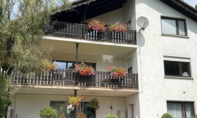 Bad Wildungen Apartment | Holiday Apartment "Zur Schönen Aussicht" with Mountain View, Balcony and Wi-Fi