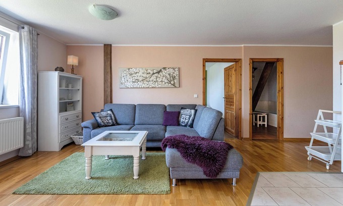 Cecilienkoog Apartment | Holiday Apartment "Denkerhof Deichblick" with Balcony, Shared Garden & Wi-Fi