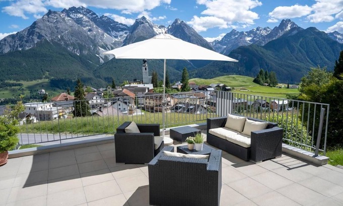 Engadin Scoul Apartment | Holiday apartment Ftan for 1 - 2 persons with 1 bedroom - Twin house