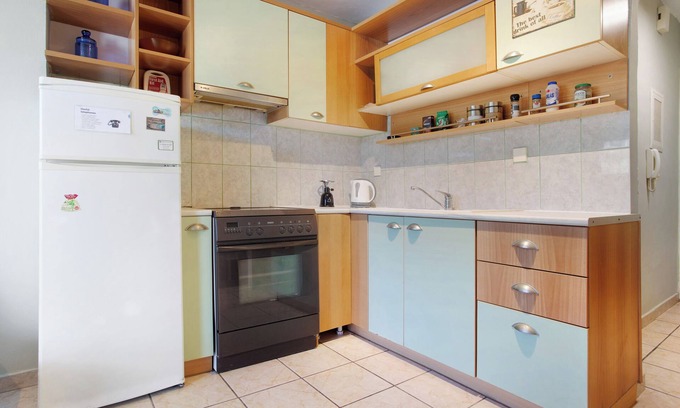 Argassi Apartment | Holiday Apartment "Mavreta's 4" with Mountain View, Shared Terrace & Wi-Fi