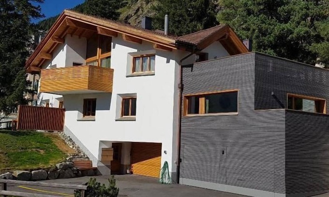 Pontresina Apartment | Holiday apartment Pontresina for 1 - 4 persons with 2 bedrooms - Holiday apartment in one or multi-f
