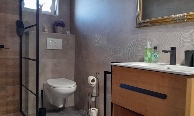 Savudrija Apartment | Holiday apartment Savudrija for 1 - 5 persons with 2 bedrooms - Row house