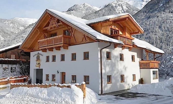 Umhausen Apartment | Holiday apartment Umhausen for 1 - 6 persons with 2 bedrooms - Holiday apartment in one or multi-fam