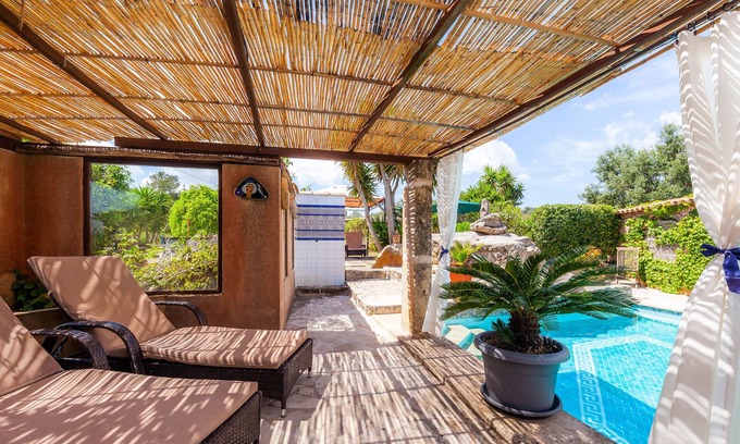 Son Macia Villa | Holiday Apartment "With Rooftop Terrace Panoramic View" with Mountain View, Shared Pool and Wi-Fi