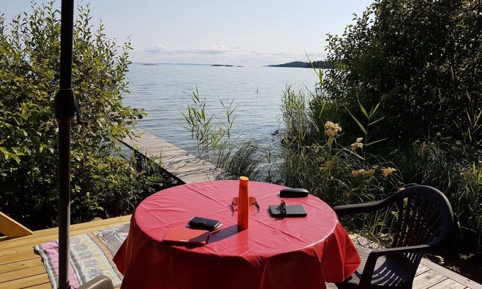 Mellerud O House | Holiday directly at the big lake Vänern