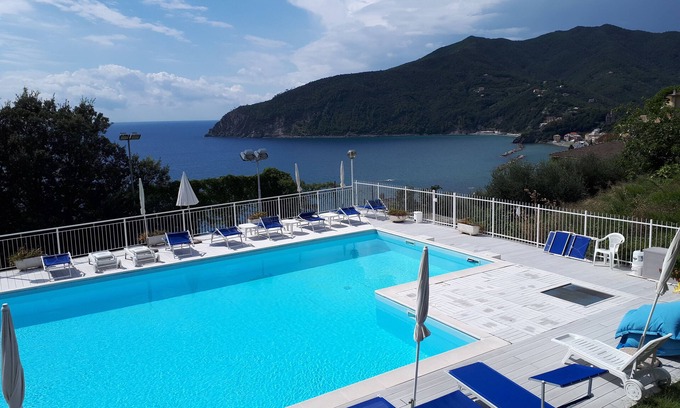 Moneglia Apartment | Holiday flat with amazing view