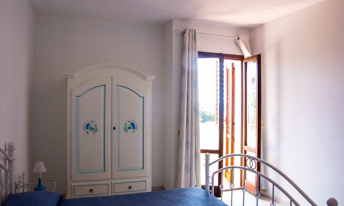 Calasetta House | Holiday home 100 meters from the Sottotorre beach
