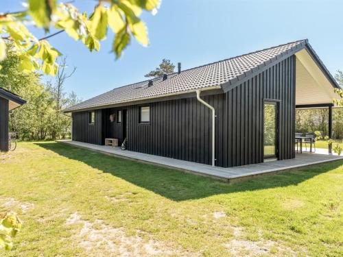 Hals House | Holiday Home Alfrede - from the sea by Interhome