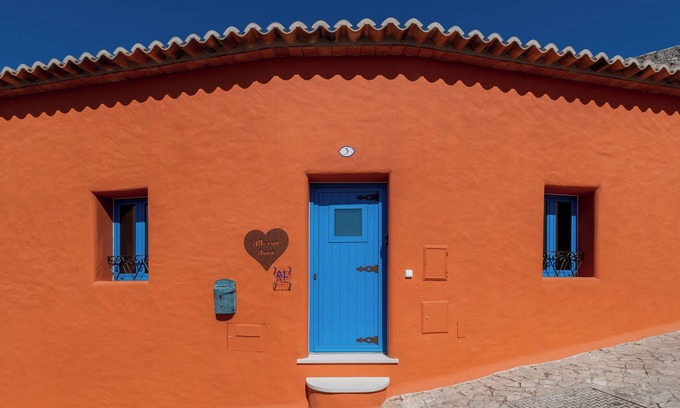 Alte House | Holiday Home 'Alte Com Amor' with Mountain View, Wi-Fi and Air Conditioning