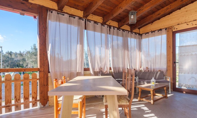 Lizzanello House | Holiday Home 'Angolo Della Natura' with Private Terrace, Wi-Fi and Air Conditioning