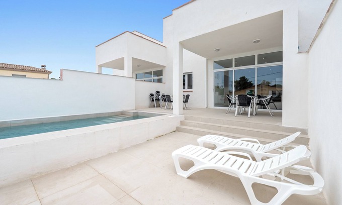 El Ligallo del Ganguil House | Holiday Home 'Arenal' with Mountain View, Wi-Fi and Air Conditioning