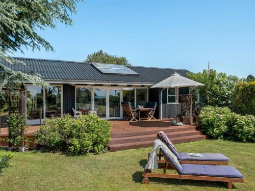 Bøjden House | Holiday Home Bisera - 150m from the sea by Interhome