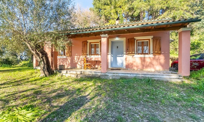 Corfu House | Holiday Home 'Coryfo' with Private Terrace, Wi-Fi and Air Conditioning