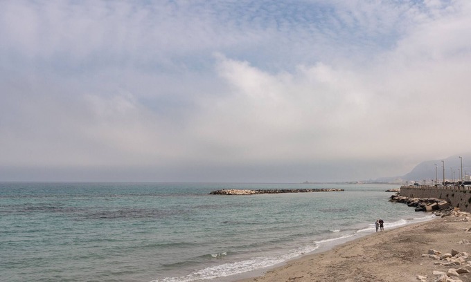 Trapani City Centre House | Holiday Home "Desy" with Sea View, Balconies & Wi-Fi
