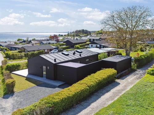 Ronde House | Holiday Home Fabine - 75m from the sea by Interhome