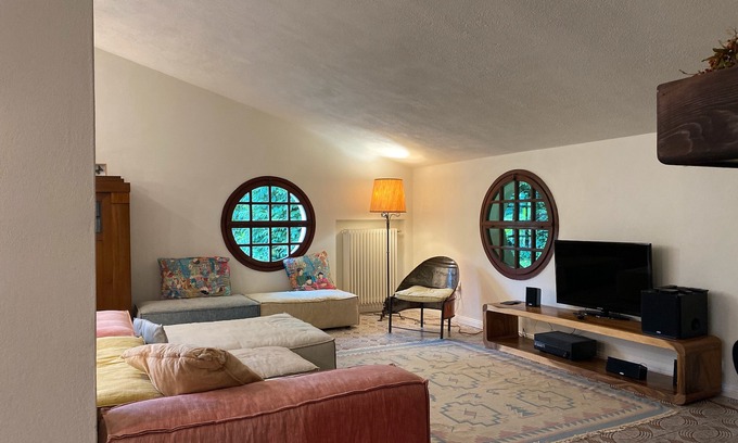 Torreglia House | Holiday Home 'Gioia' with Private Terrace, Wi-Fi and Air Conditioning