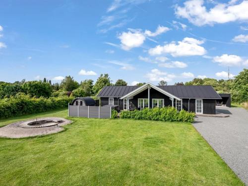 Grenaa House | Holiday Home Helrun - 750m from the sea by Interhome