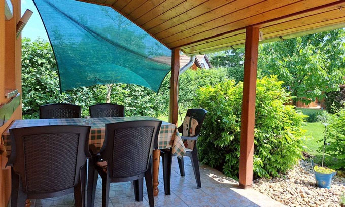 Tiszafured House | Holiday home Holiday home with indoor and outdoor pool, whirlpool and sauna