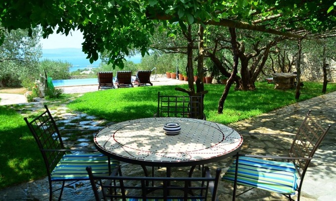 Bol House | Holiday Home in Bol with Seaview, Terrace, Air condition, WIFI (120-1)