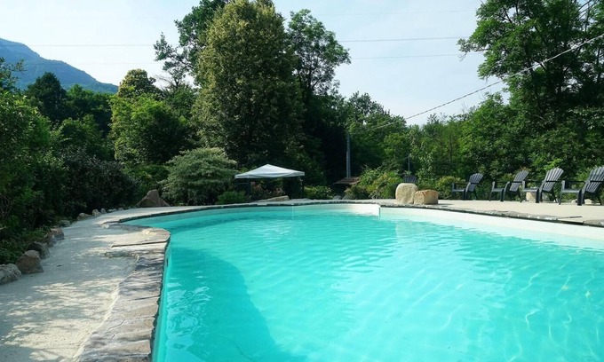 Rancio Valcuvia Apartment | Holiday home in a former mill from the 18th century. With 10 000 m² of land and pool