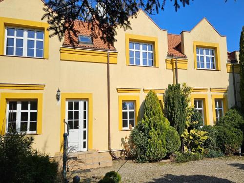 Kolczewo House | Holiday Home in Kolczewo near Baltic Beaches, cleaning included