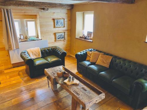 Louveigne House | Holiday home in Sprimont with forest, cleaning included