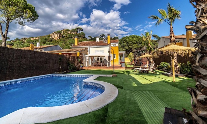 Las Jaras House | Holiday home in the middle of nature