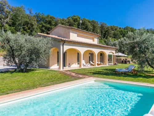 Castagneto Carducci House | Holiday Home Podere il Pezzo by Interhome